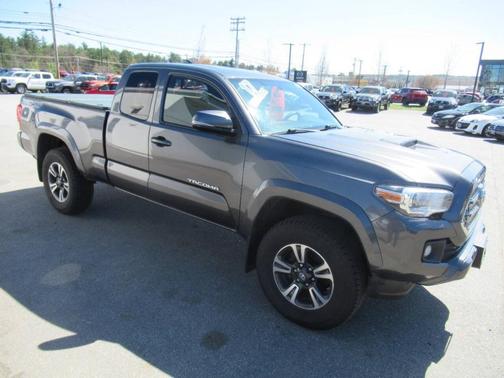 2017 Toyota Tacoma TRD Sport