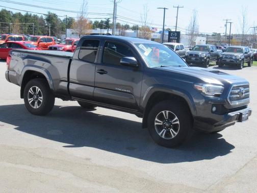 2017 Toyota Tacoma TRD Sport