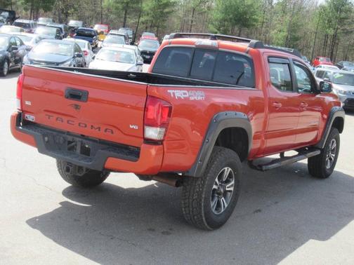 2016 Toyota Tacoma TRD Sport