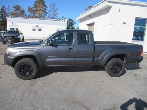 2015 Toyota Tacoma Base