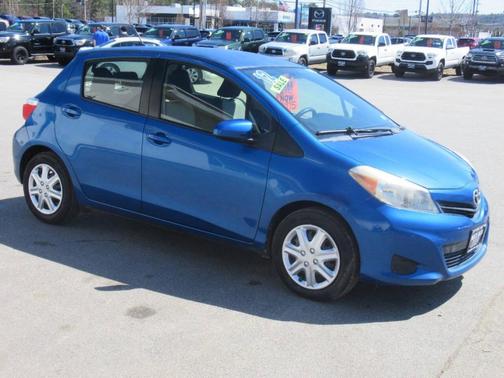 2012 Toyota Yaris L
