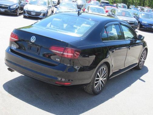 2016 Volkswagen Jetta 1.8T Sport