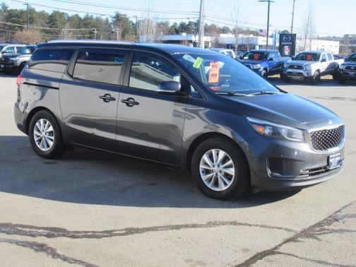 2017 Kia Sedona LX