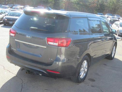 2017 Kia Sedona LX