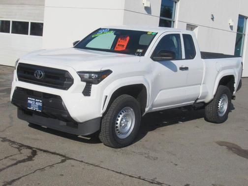 2024 Toyota Tacoma SR