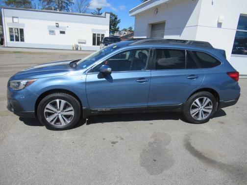 Hertiage Blue 2018 Subaru Outback 2.5i Limited