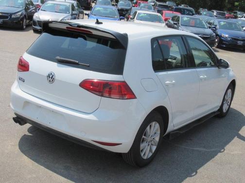 2015 Volkswagen Golf TSI S