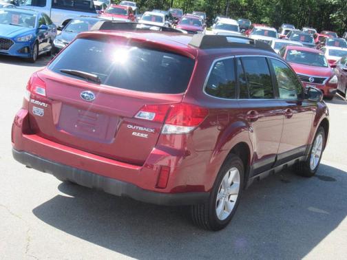 Venetian Red Pearl 2013 Subaru Outback 2.5i Premium