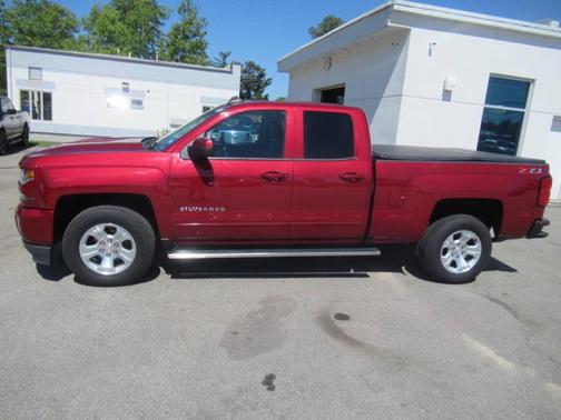 Red 2018 Chevrolet Silverado 1500 LT