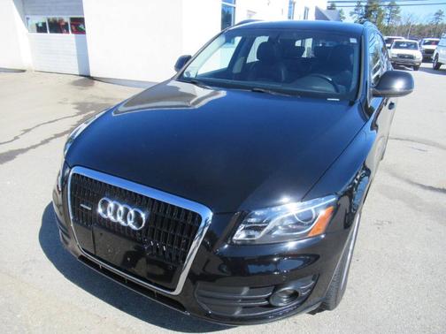 Black 2010 Audi Q5 3.2 Premium Plus quattro