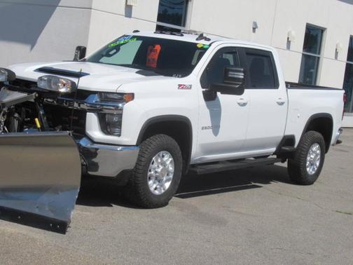 White 2021 Chevrolet Silverado 2500 LT