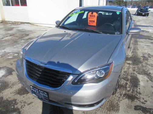 2014 Chrysler 200 Limited