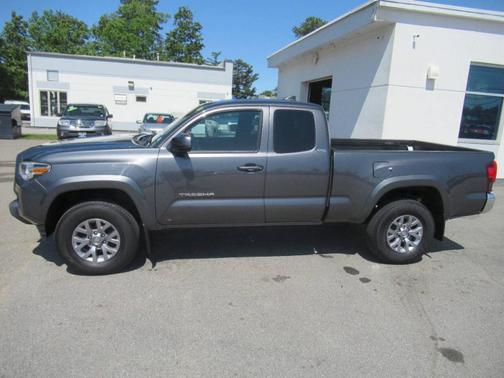 2018 Toyota Tacoma SR5