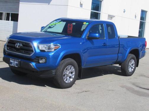 Blue 2017 Toyota Tacoma SR5