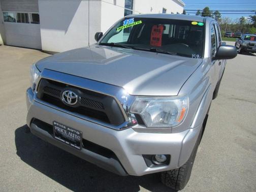 Silver 2015 Toyota Tacoma 6.1 FT
