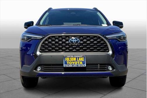 2025 Toyota Corolla Cross XLE