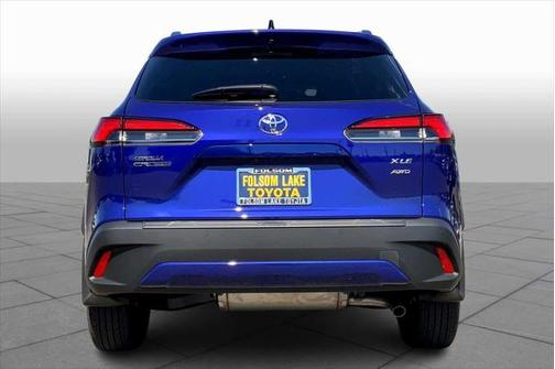 2025 Toyota Corolla Cross XLE
