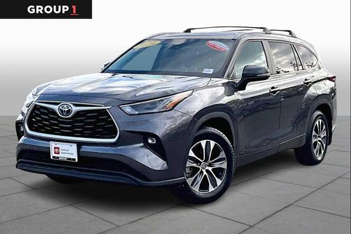 2024 Toyota Highlander Hybrid XLE
