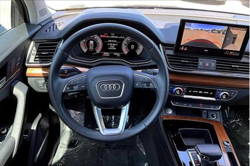 2022 Audi Q5 45 S line Premium Plus