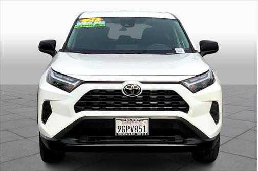 2023 Toyota RAV4 LE