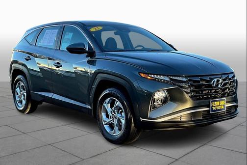 2023 Hyundai TUCSON SE