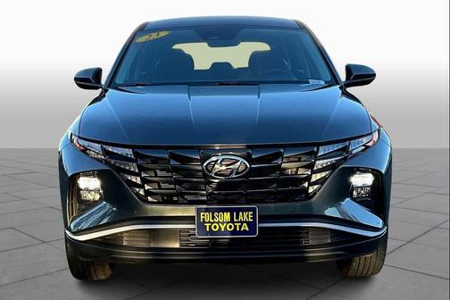 2023 Hyundai TUCSON SE