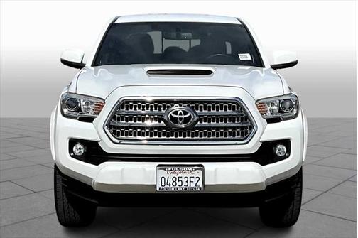2017 Toyota Tacoma TRD Sport
