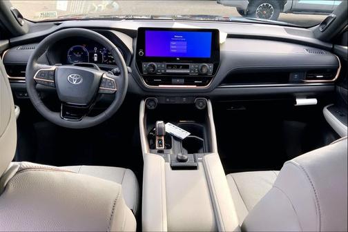 2026 Toyota Grand Highlander Hybrid Platinum MAX