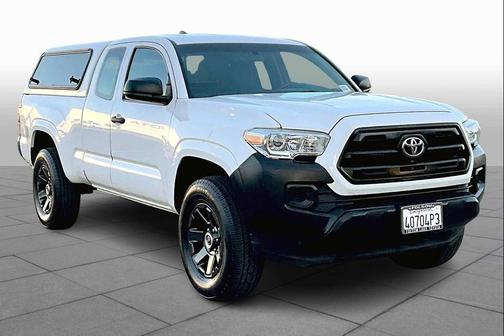 2017 Toyota Tacoma SR