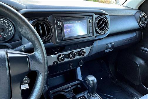 2017 Toyota Tacoma SR