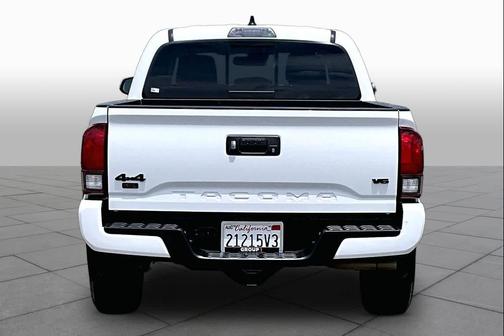 Ice Cap 2023 Toyota Tacoma Trail Edition