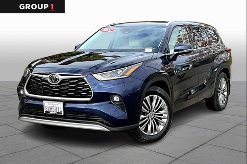 2021 Toyota Highlander Platinum