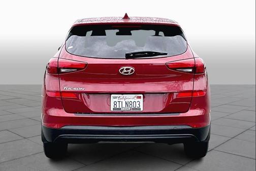 2021 Hyundai TUCSON SE