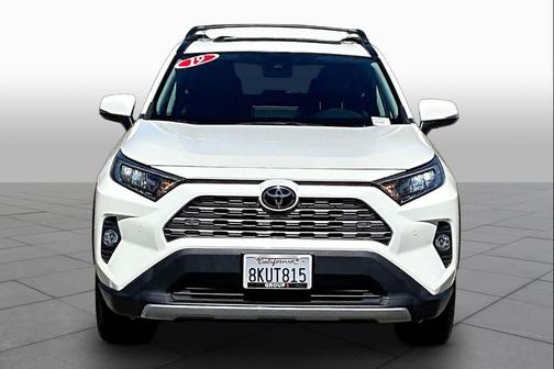 Blizzard Pearl 2019 Toyota RAV4 Limited