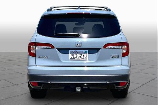 Sonic Gray Pearl 2022 Honda Pilot AWD Special Edition
