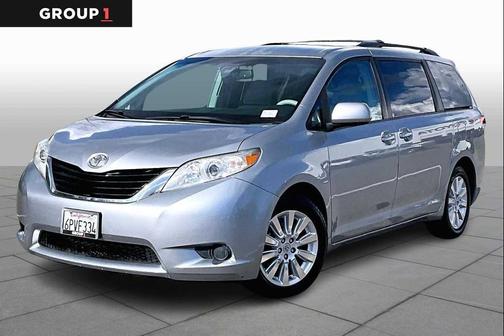 2011 Toyota Sienna LE