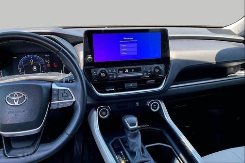 Coastal Cream 2024 Toyota Grand Highlander XLE