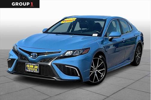 2024 Toyota Camry Hybrid SE