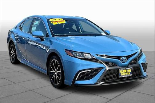 2024 Toyota Camry Hybrid SE