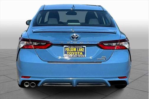 2024 Toyota Camry Hybrid SE