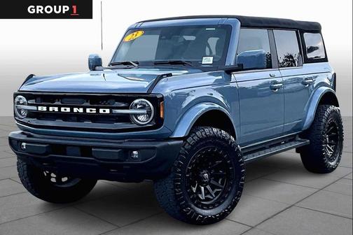 2023 Ford Bronco Outer Banks