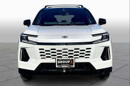 Wind Chill Pearl w/Black Roof 2026 Toyota RAV4 SE