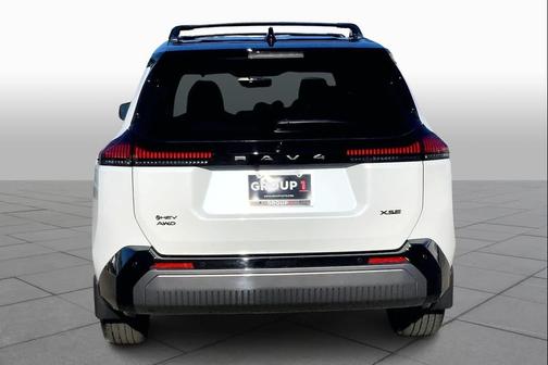 Wind Chill Pearl w/Black Roof 2026 Toyota RAV4 SE