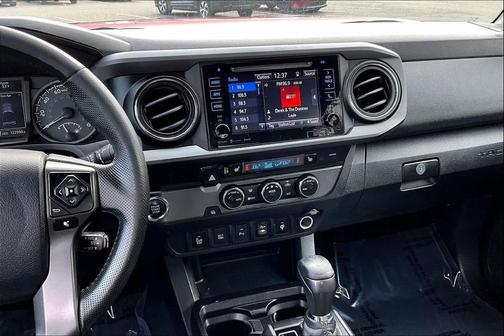 2016 Toyota Tacoma SR5
