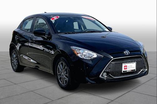 2020 Toyota Yaris Sedan LE