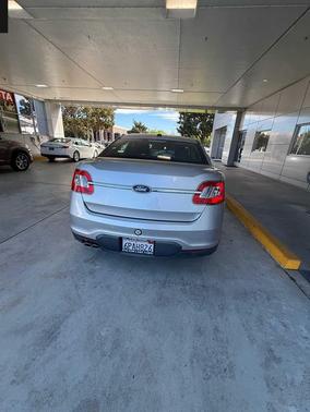 2010 Ford Taurus Limited