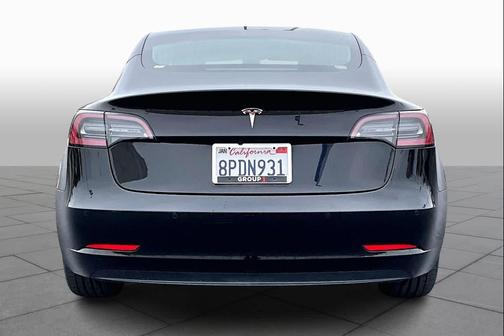 2020 Tesla Model 3 Standard Range Plus
