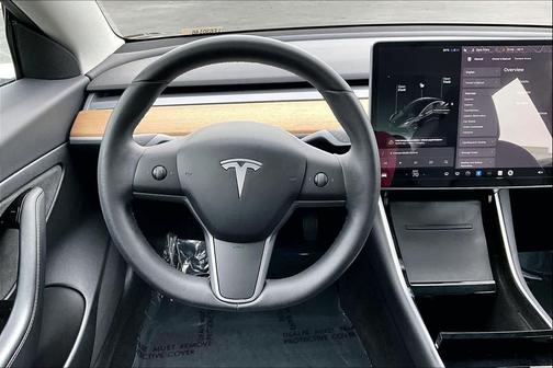 2020 Tesla Model 3 Standard Range Plus