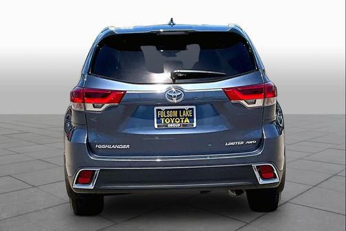 Shoreline Blue Pearl 2019 Toyota Highlander Limited