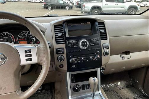 2012 Nissan Pathfinder SV